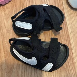 Nike Kids Black and White Sandals